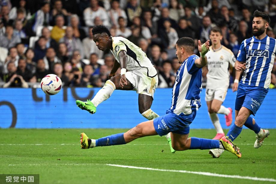 勇士正式报价湖人，詹姆斯联手库里，NBA直接大结局