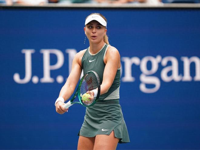 年轻后卫在 年轻后卫在