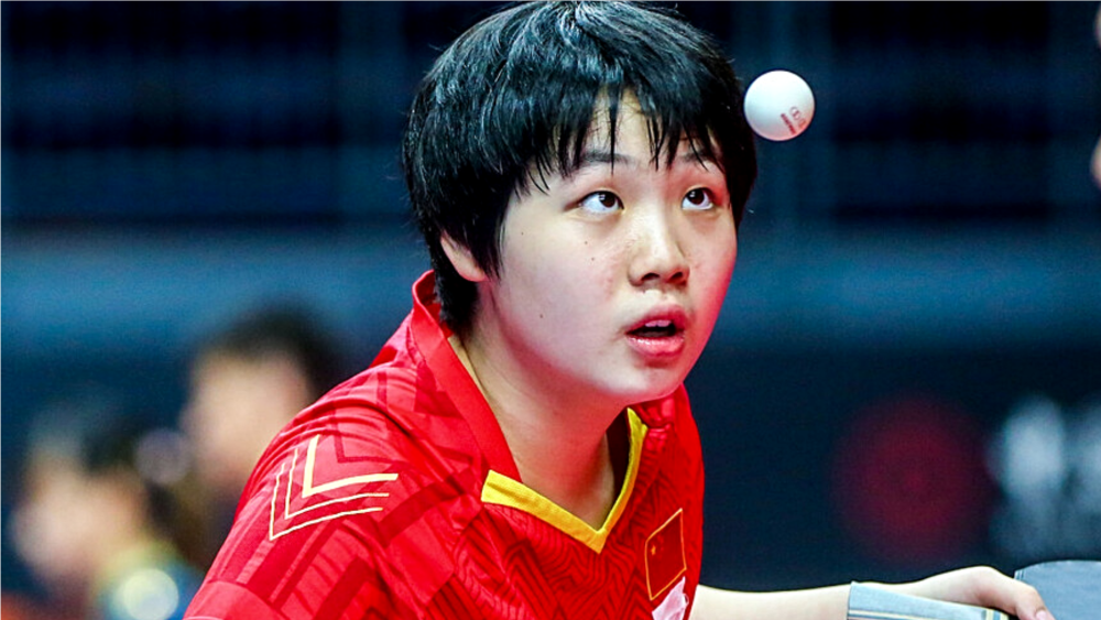 体育CBA全明星周末： 高诗岩过了把裁判瘾