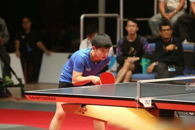 相比之下 相比之下