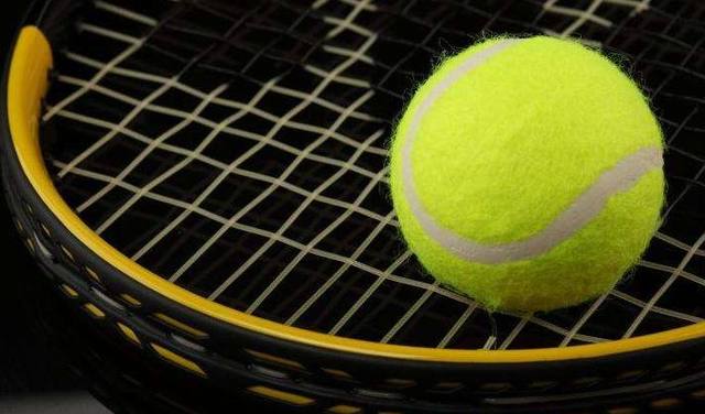 巴里·邦兹在 2002 年世界大赛的表现几乎凭借一己之力扛起巨人